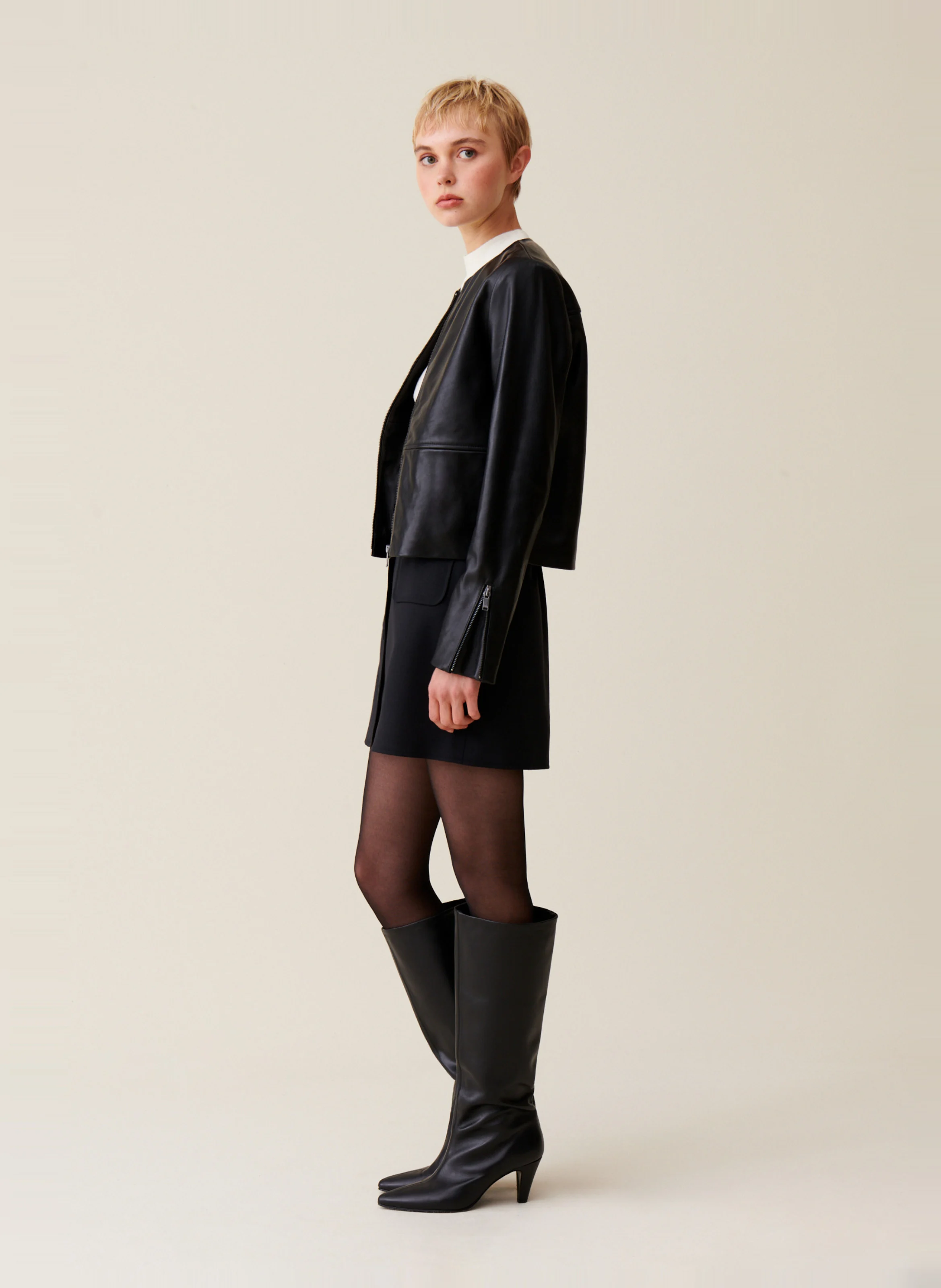 Veste en cuir courte| Noir