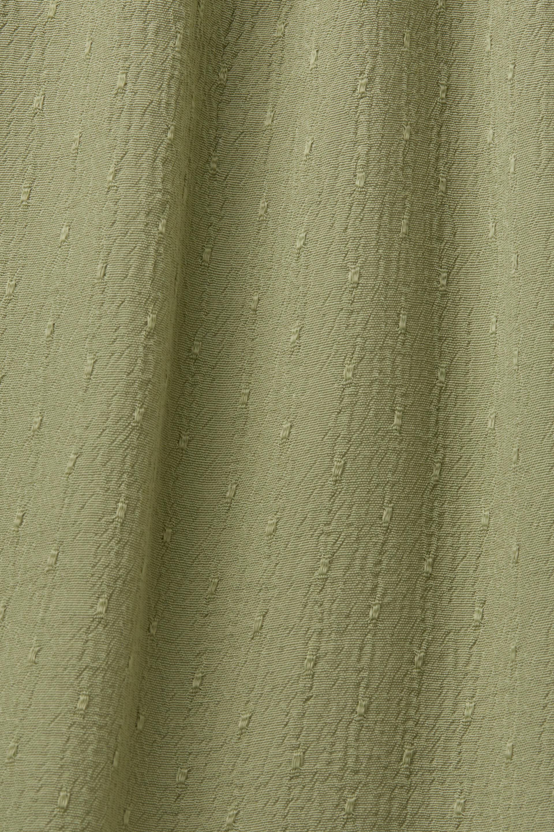 Blouses woven