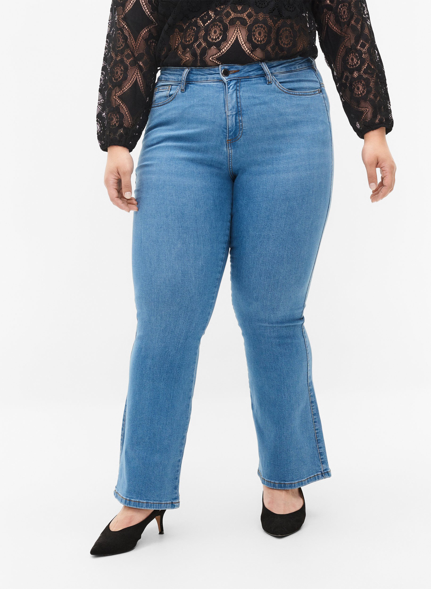 Ellen bootcut jeans med høj talje