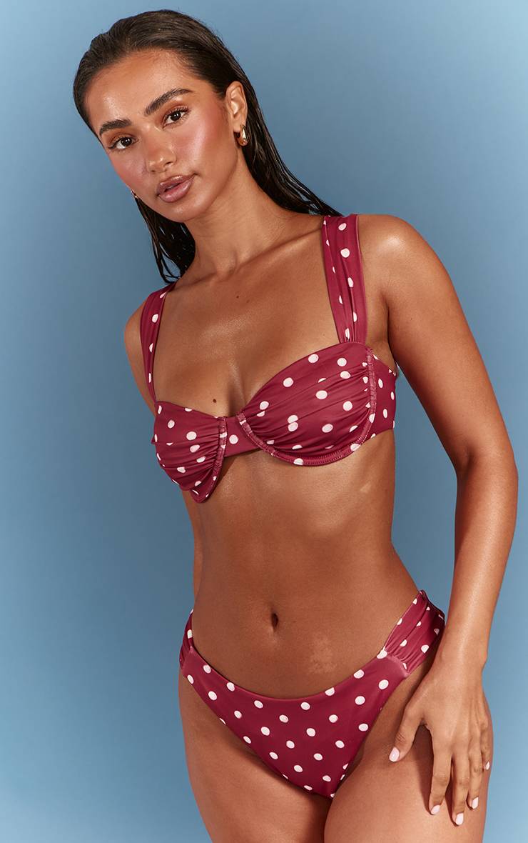 Rouge Bas De Bikini Tanga À Bretelles Épaisses À Pois Profonds