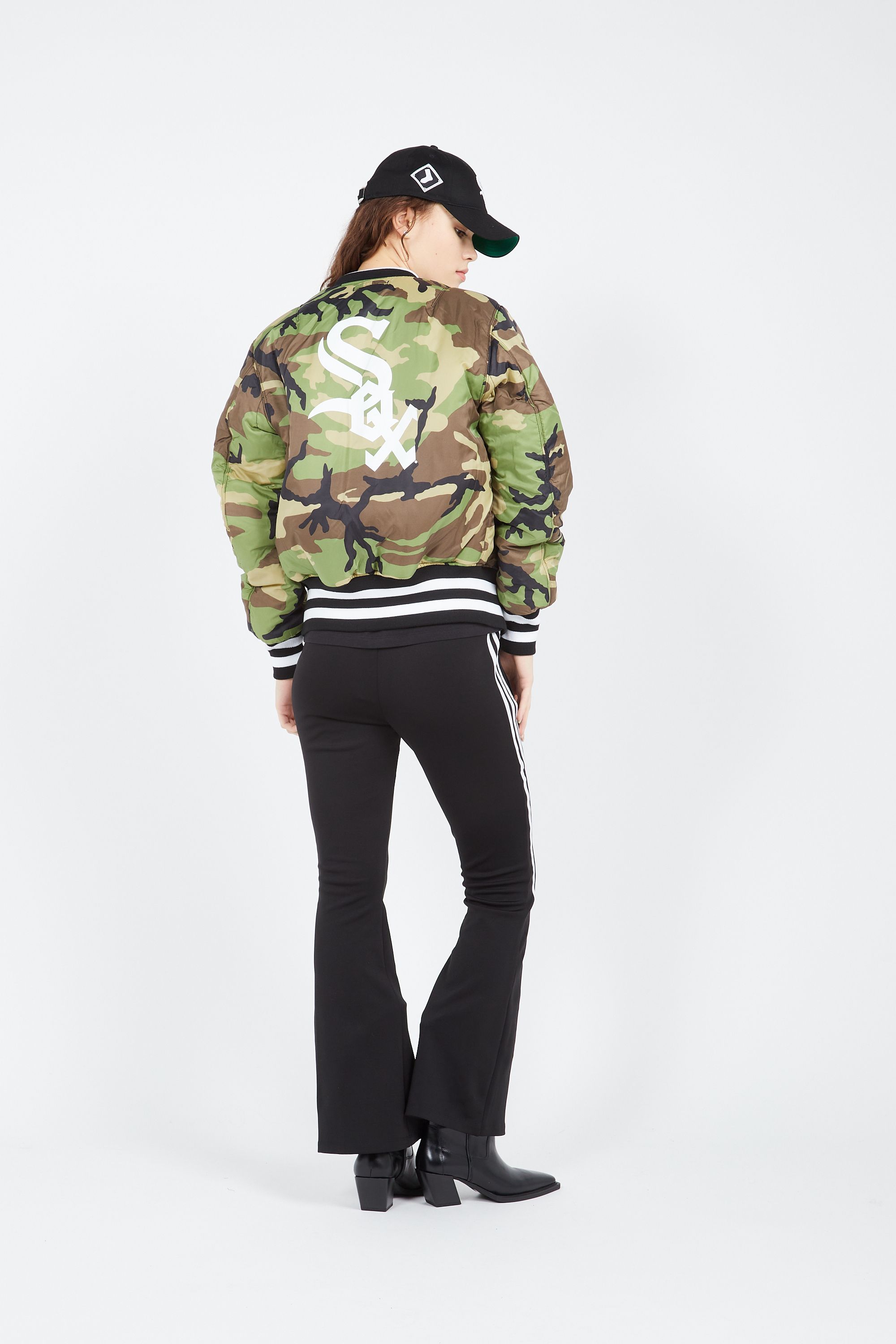 NEW ERA Bomber  MA-1M  CHICAGO WH Noir