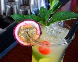 Cocktail-Kurs in Hofheim am Taunus als Geschenk