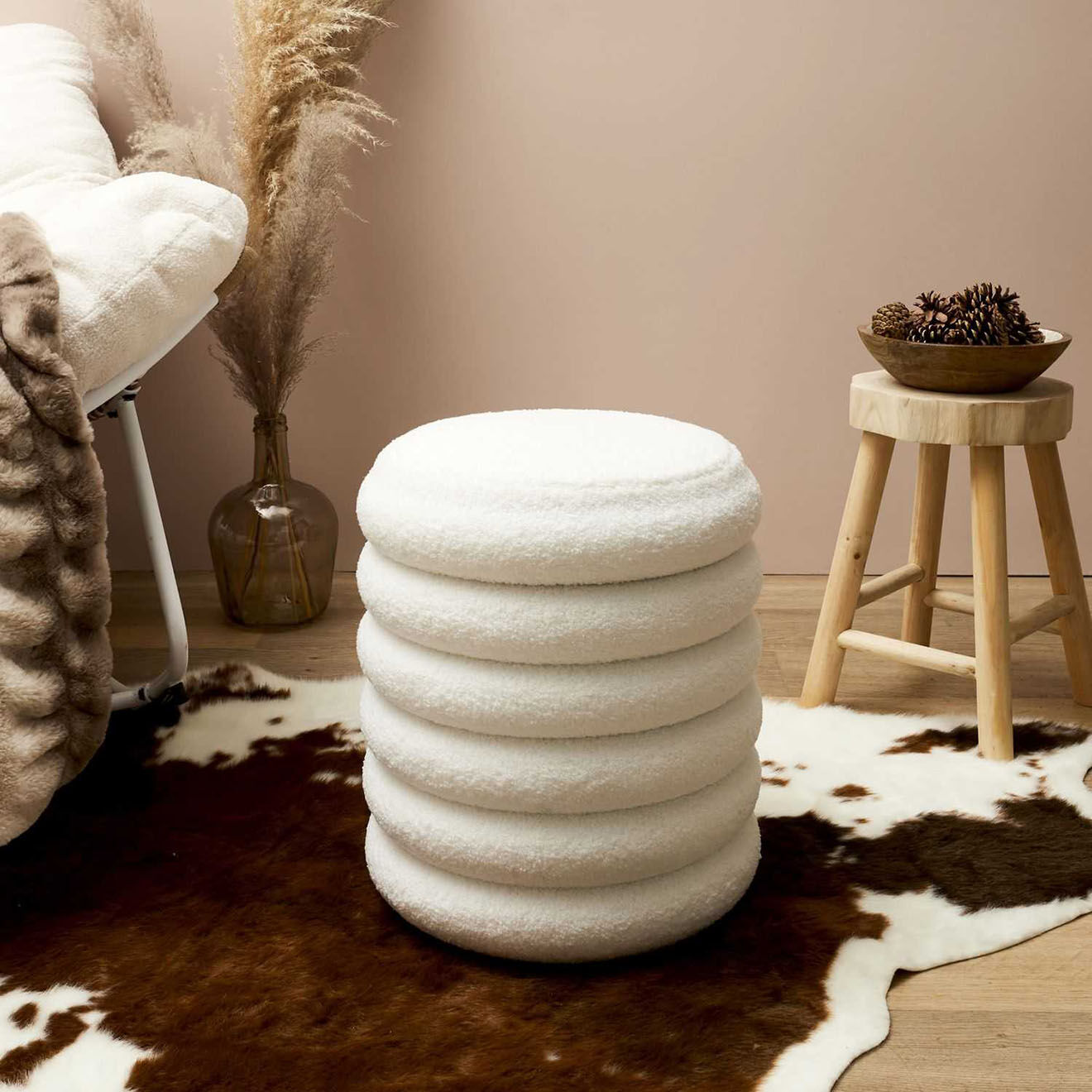 Home Deco Factory Pouf de rangement bouclette Freya blanc - 37x43.5x37 cm