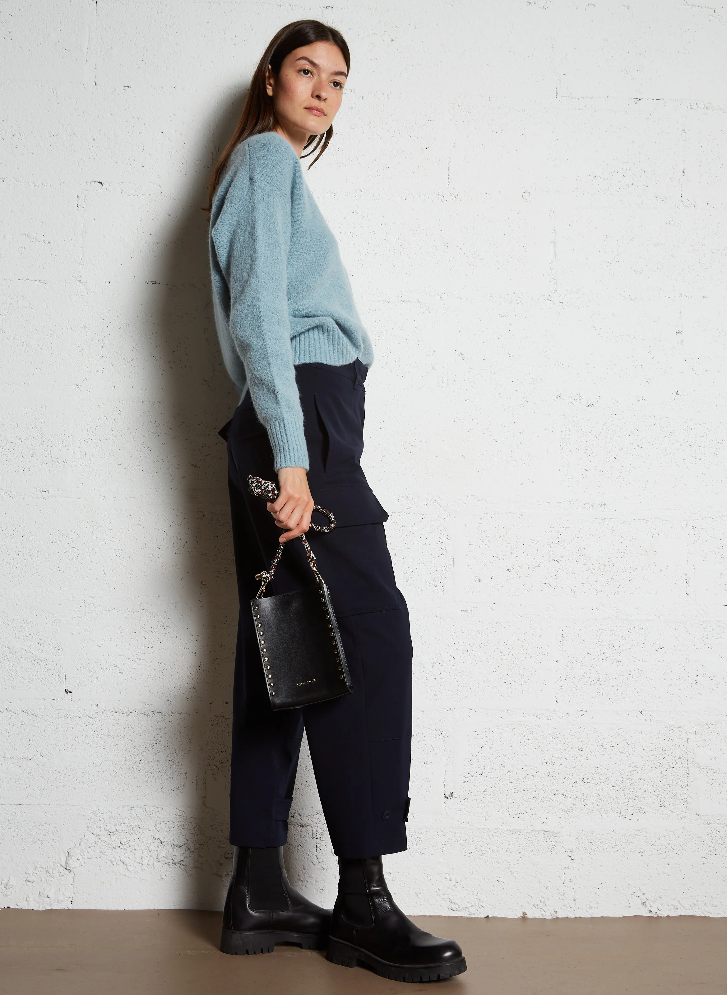 ESSENCE - Sac bandoulière en cuir lisse | Noir