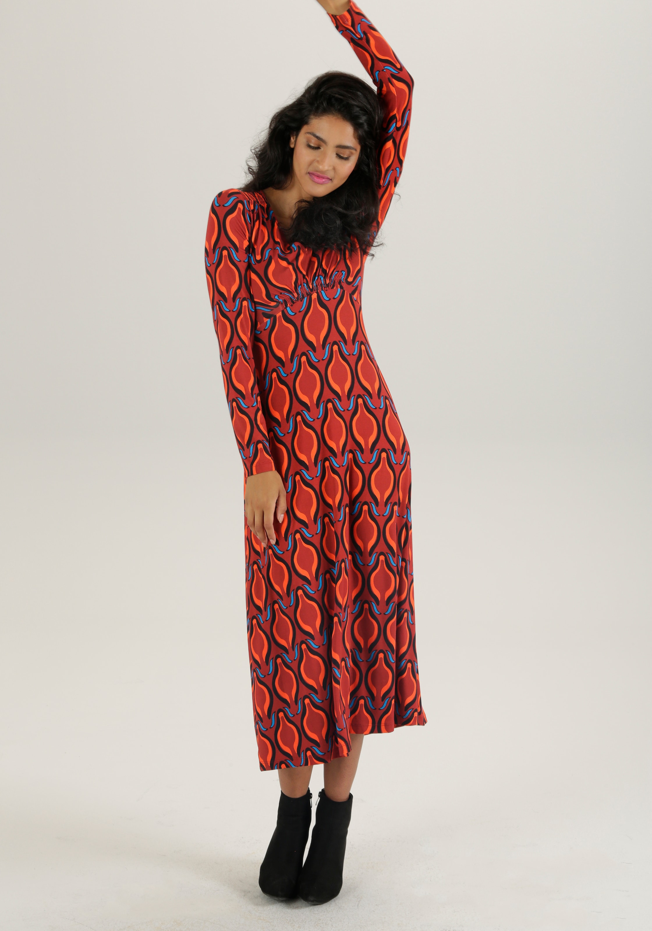 Aniston SELECTED Midikleid mit Smok-Einsätzen und Retro-Druck