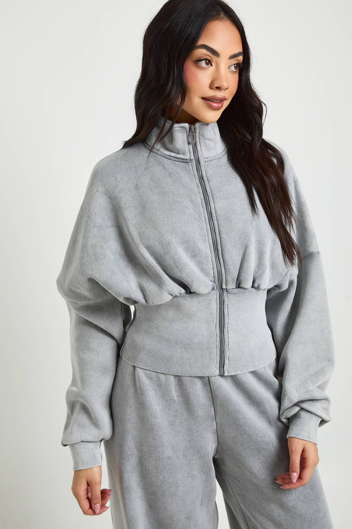 boohoo Ensemble De Jogging Col Cheminée À Ourlet Profond