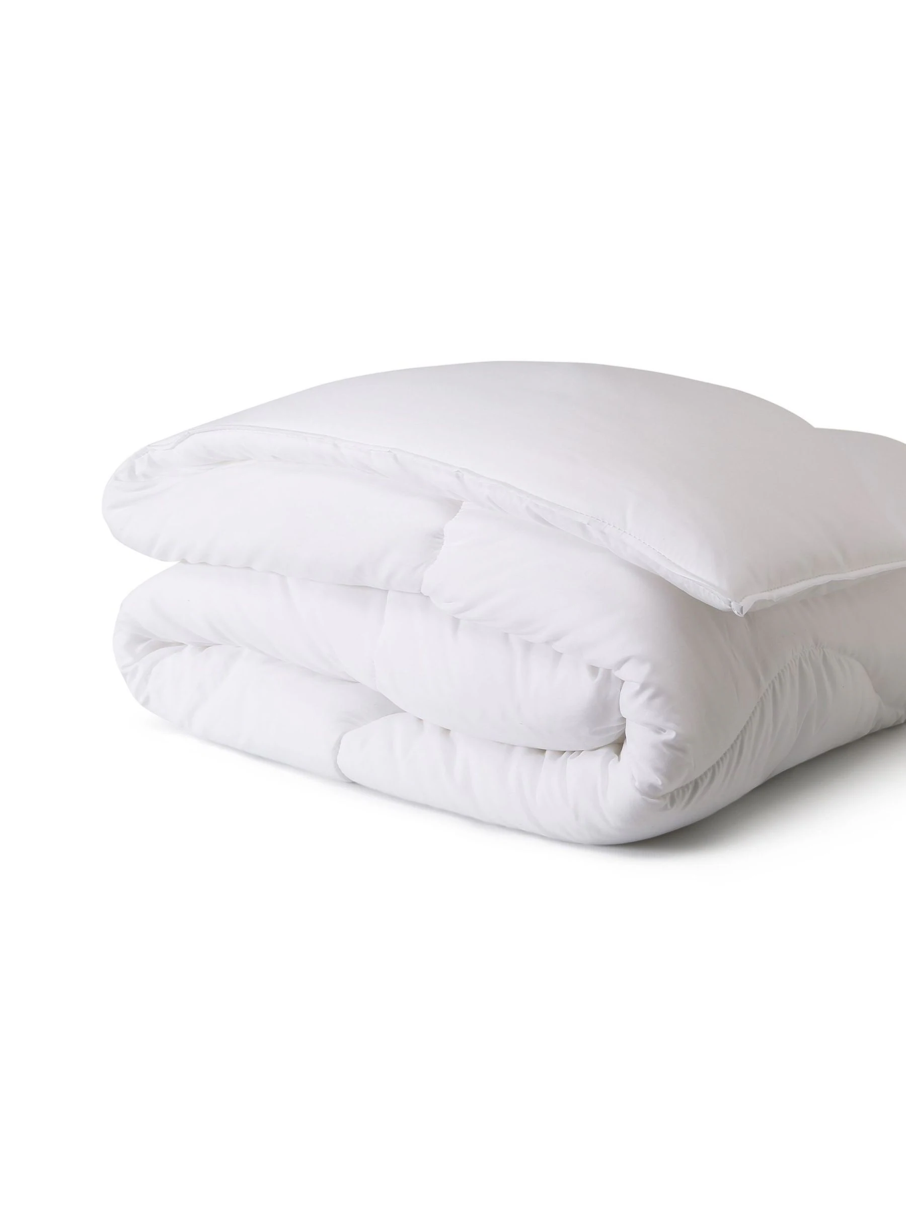 FBC Spundown Washable 4.5 Tog White Duvet