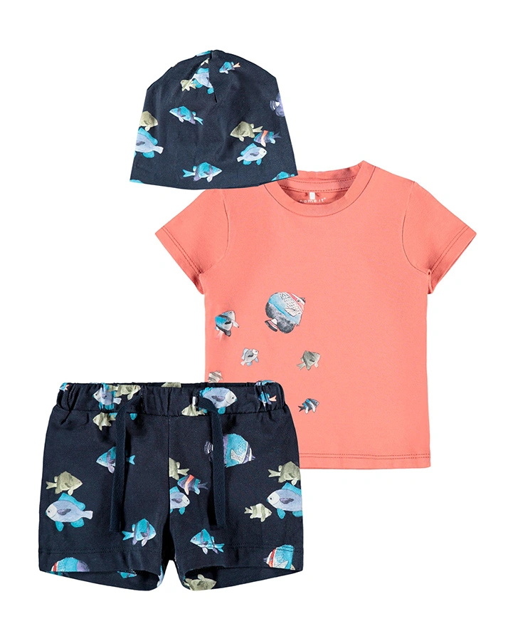 Shorts NBMFASOLLE mit T-Shirt und Mütze in dark sapphire
