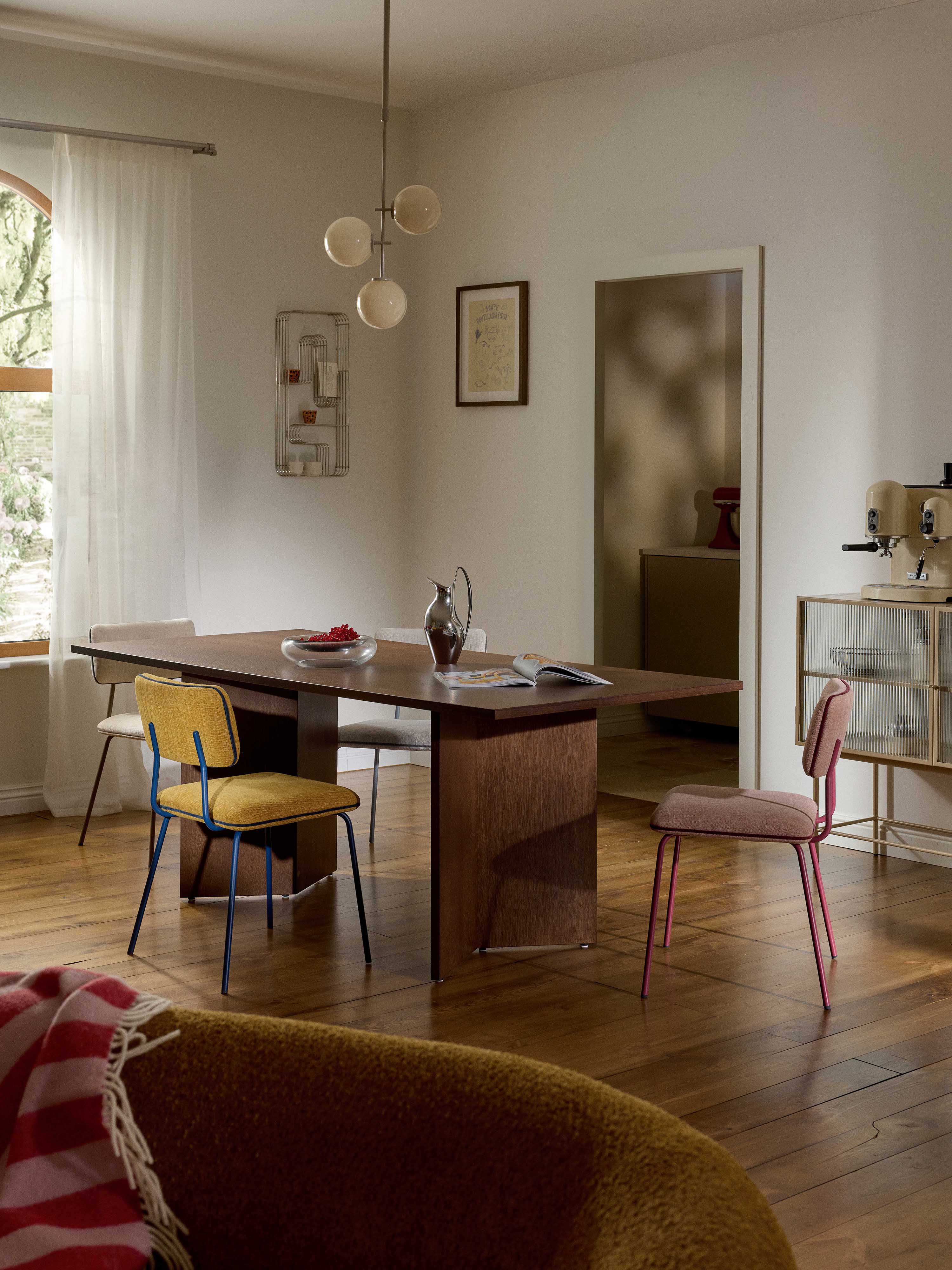 Houten eettafel Toni, in verschillende formaten