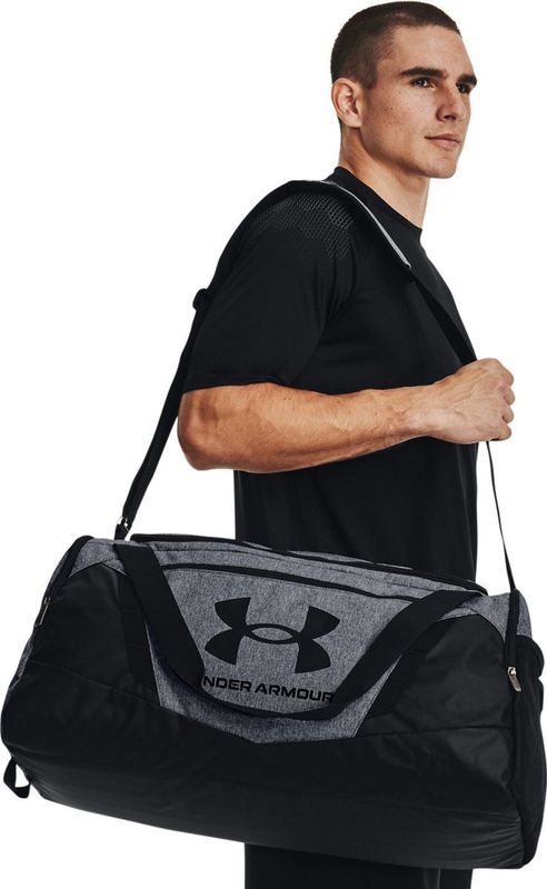 Under Armour - UA Undeniable Tas - Sporttas - Zwart - 100% Polyester