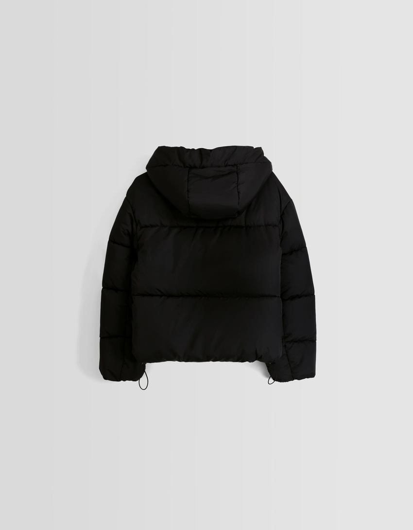 Jaqueta puffer oversized com capuz