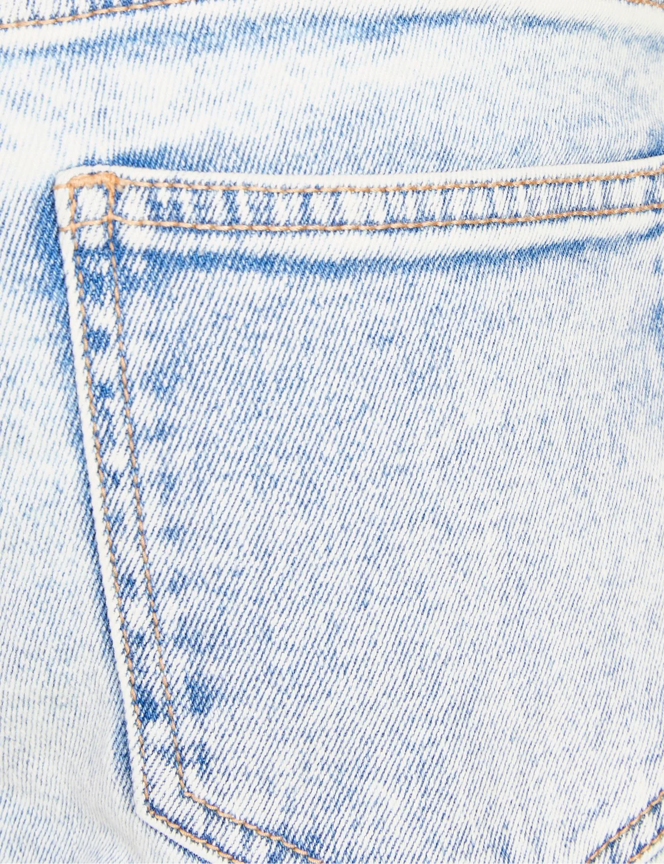 Jean slim mom bleu ciel