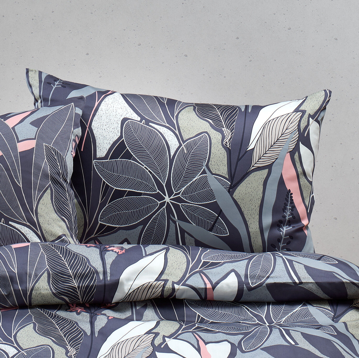 Bettwäsche mit Blättermotiven