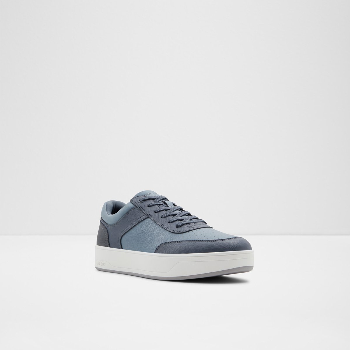 Roddick Navy Men Low top