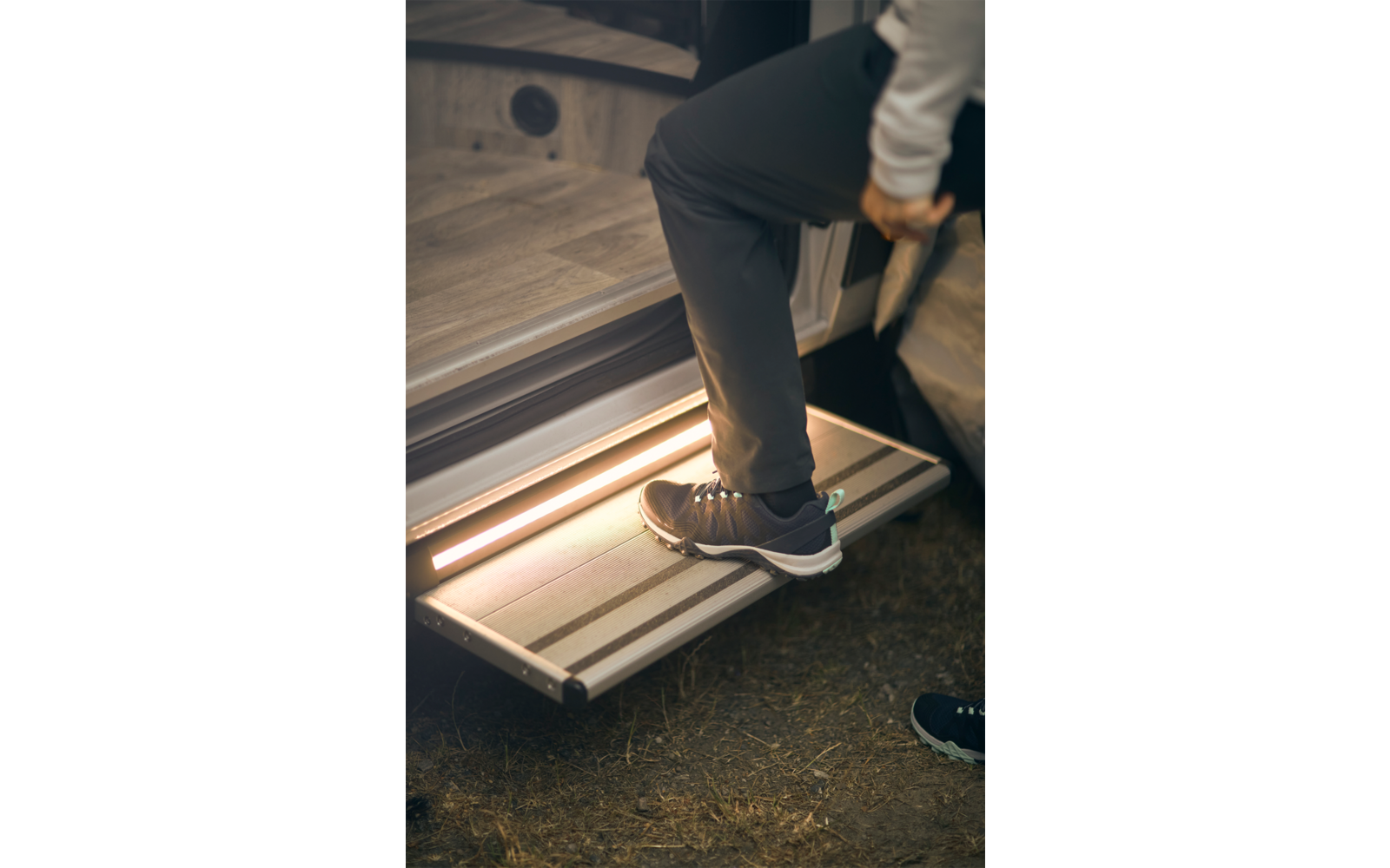 Thule LED Kit Slide-Out Step