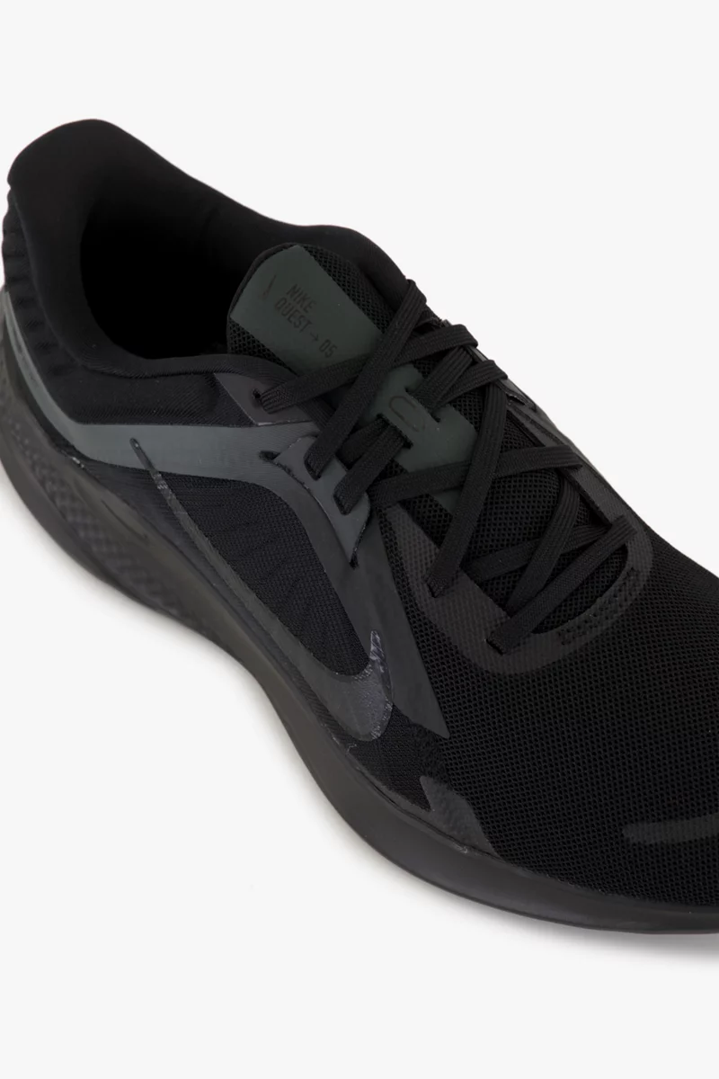 Nike Quest 5 Herren Laufschuh