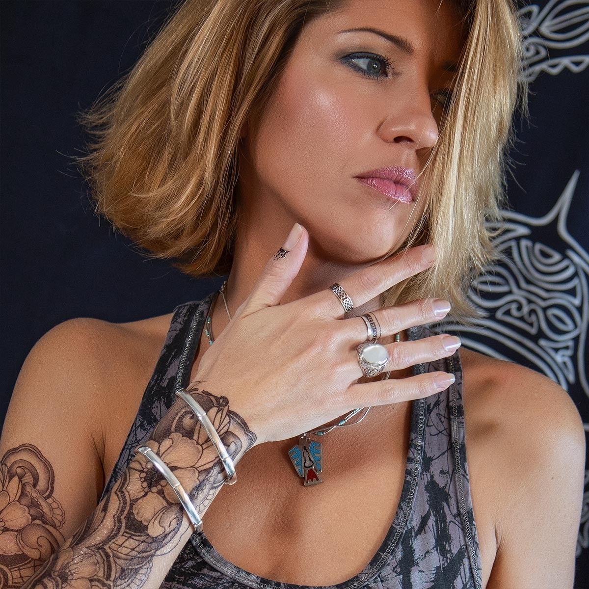 Bague Biker Femme Série Rock en Argent Massif Vieilli et Onyx - Cadeau Original | Aden