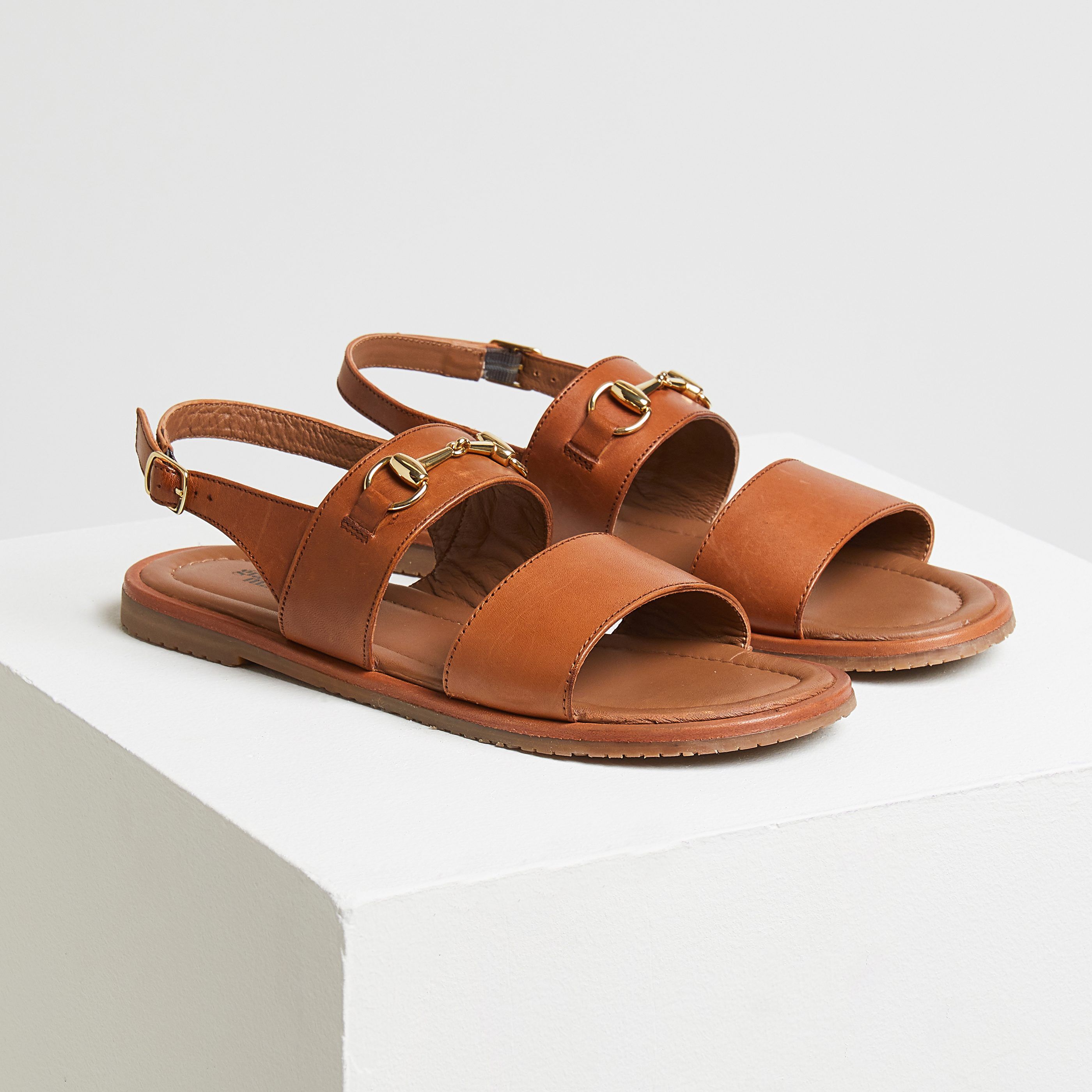 Sandales plates en cuir femme - CAMEL