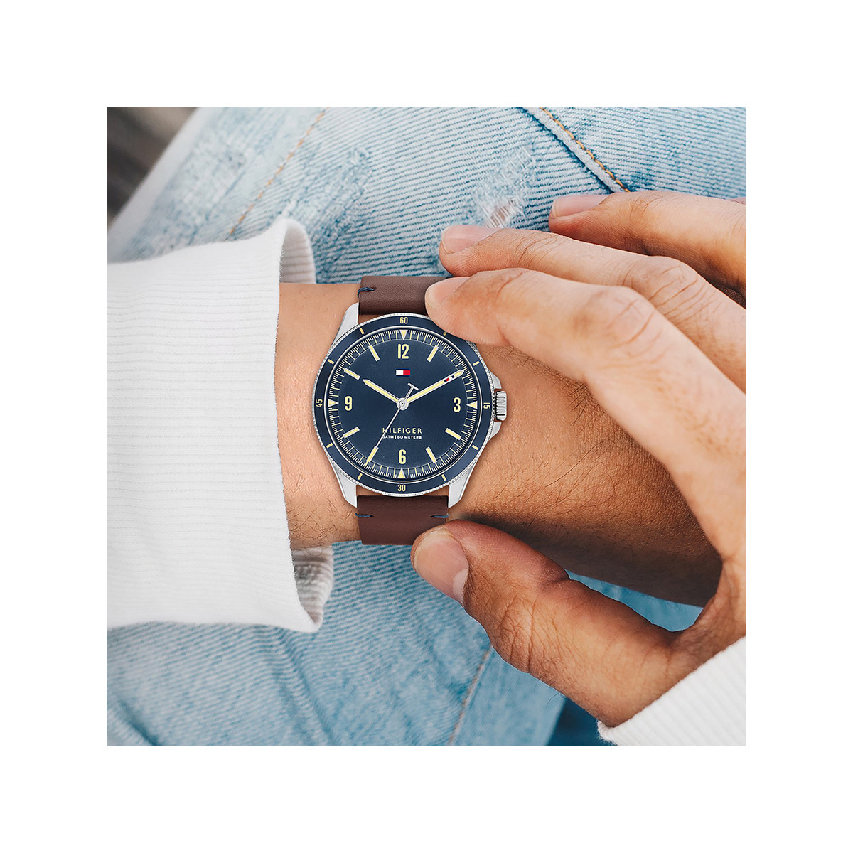 Montre Tommy Hilfiger homme acier bracelet cuir marron
