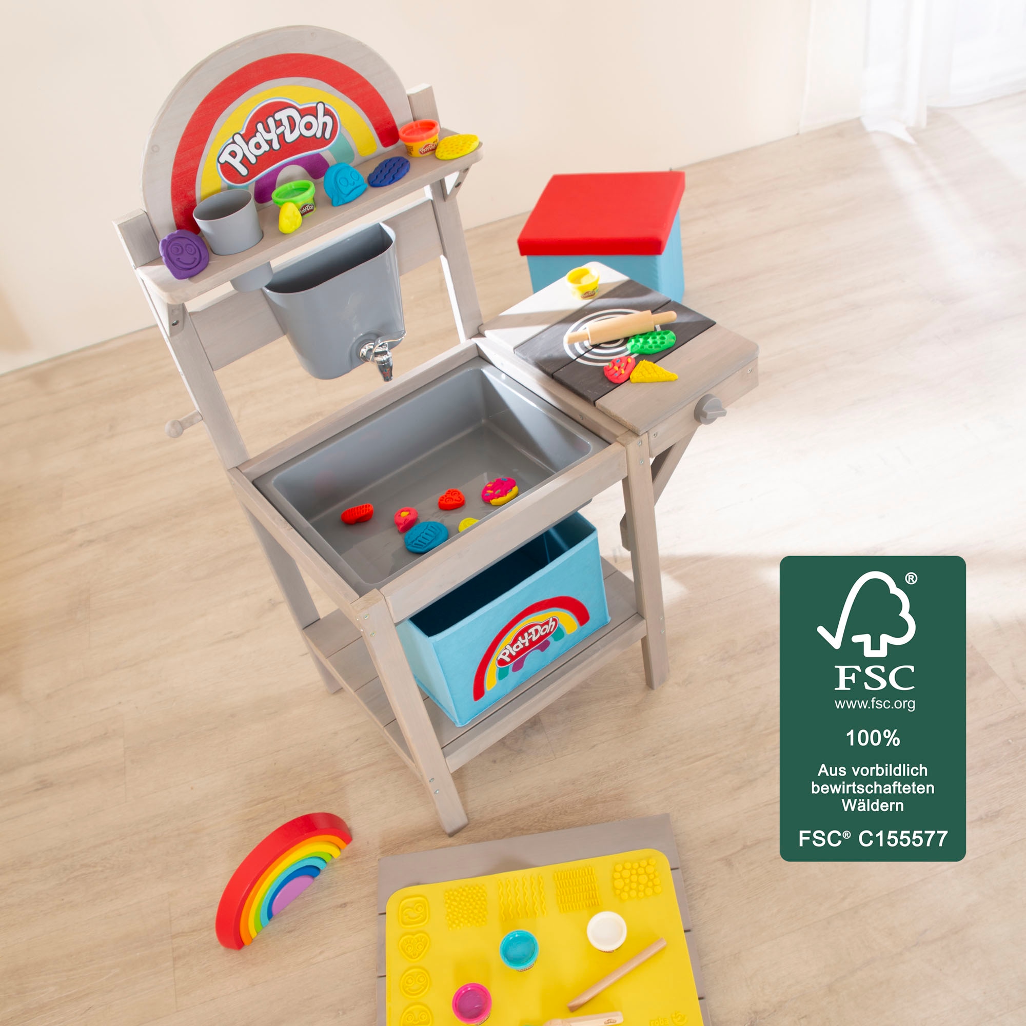 roba® Outdoor-Spielküche »Play-Doh« inkl. Knete, 3D-Kreativmatte; FSC® - schützt Wald