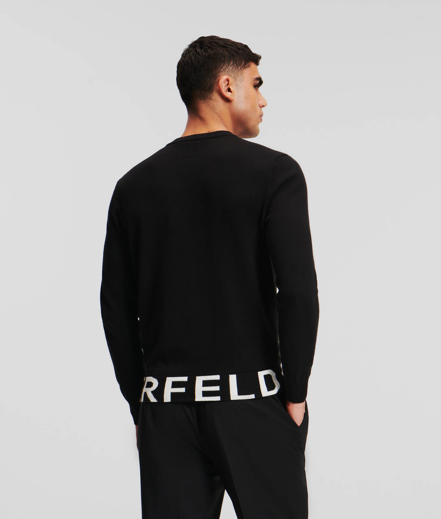 PULL AVEC LOGO KARL