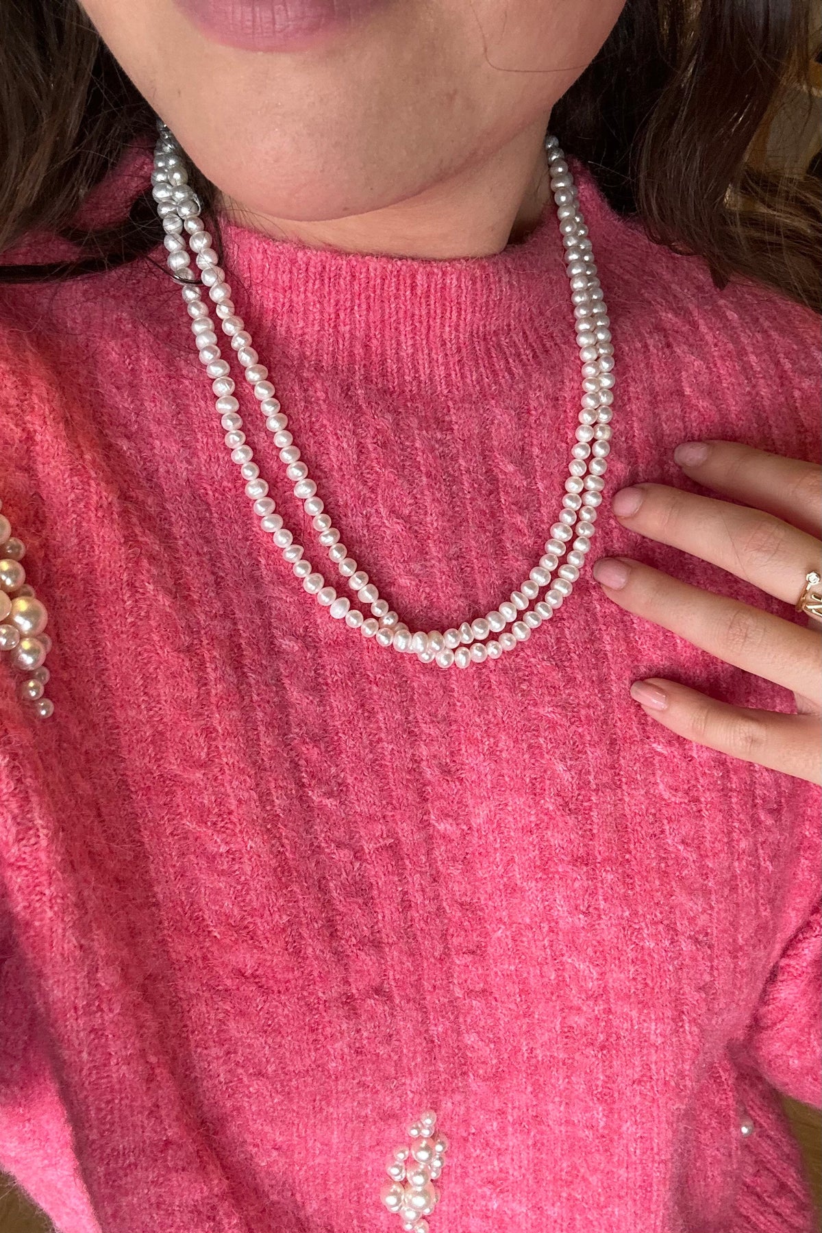 Mellow Moon Long Pearl Necklace Hoop