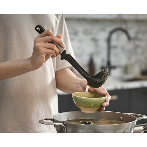 Accessoire de cuisine Joseph Joseph Louche en silicone avec porte-outils integré Elevate