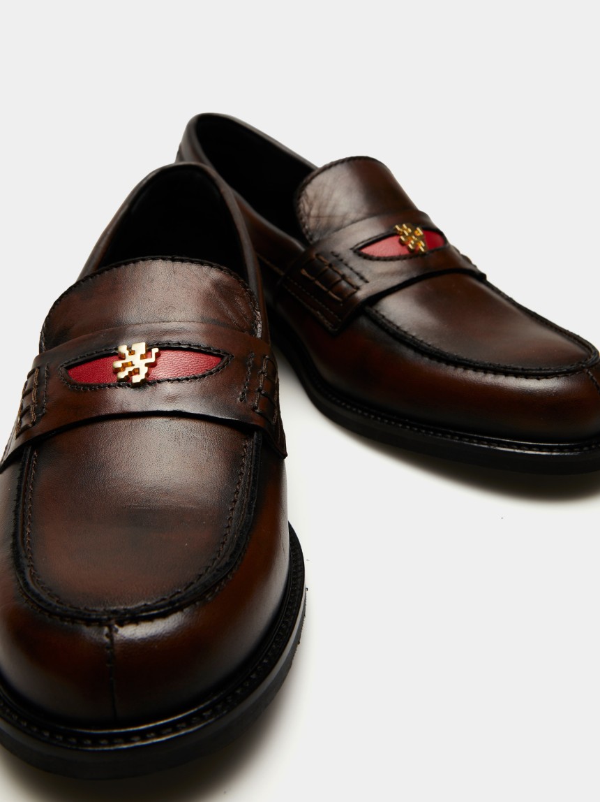 Mocassins clássicos em pele