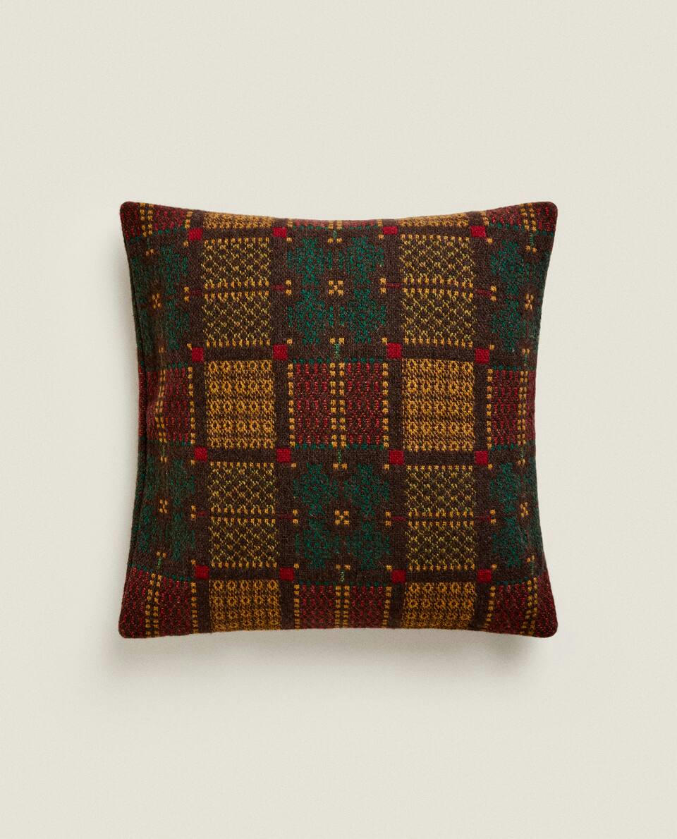 CAPA DE ALMOFADA EM LÃ JACQUARD MULTICOLORIDA