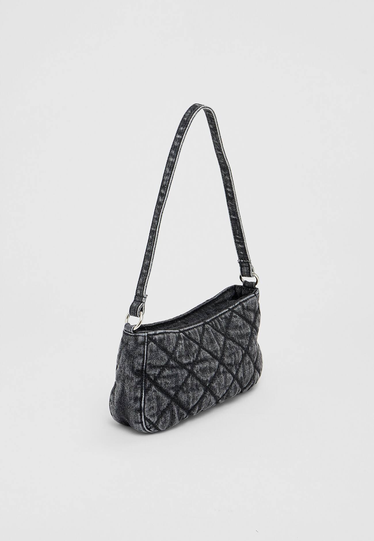 Bolsa de ombro em jeans acolchoado