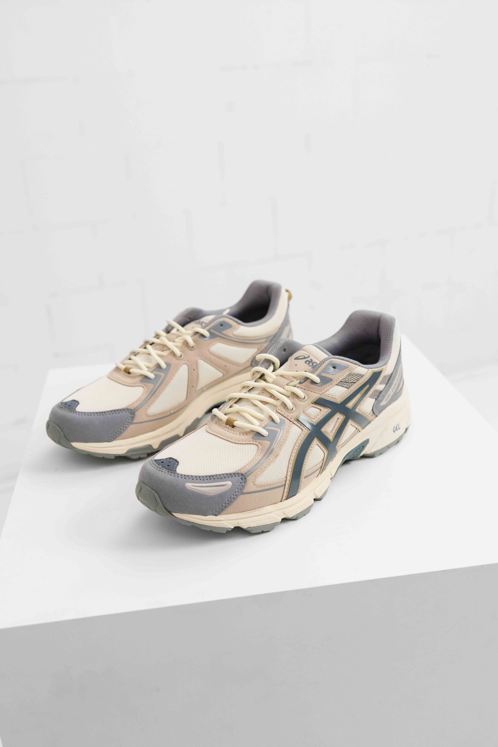 Asics Gel-Venture 6 Sneakers Unisex Beige/Blauw