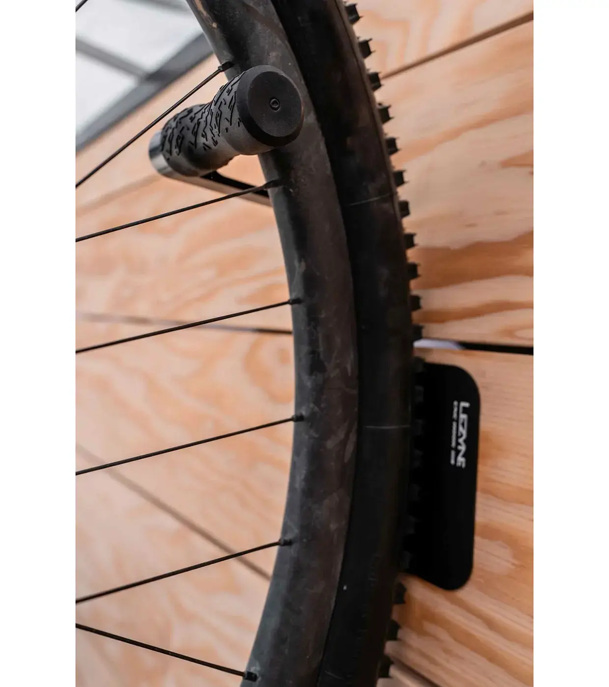 Lezyne CNC Alloy Wielhaak Zwart