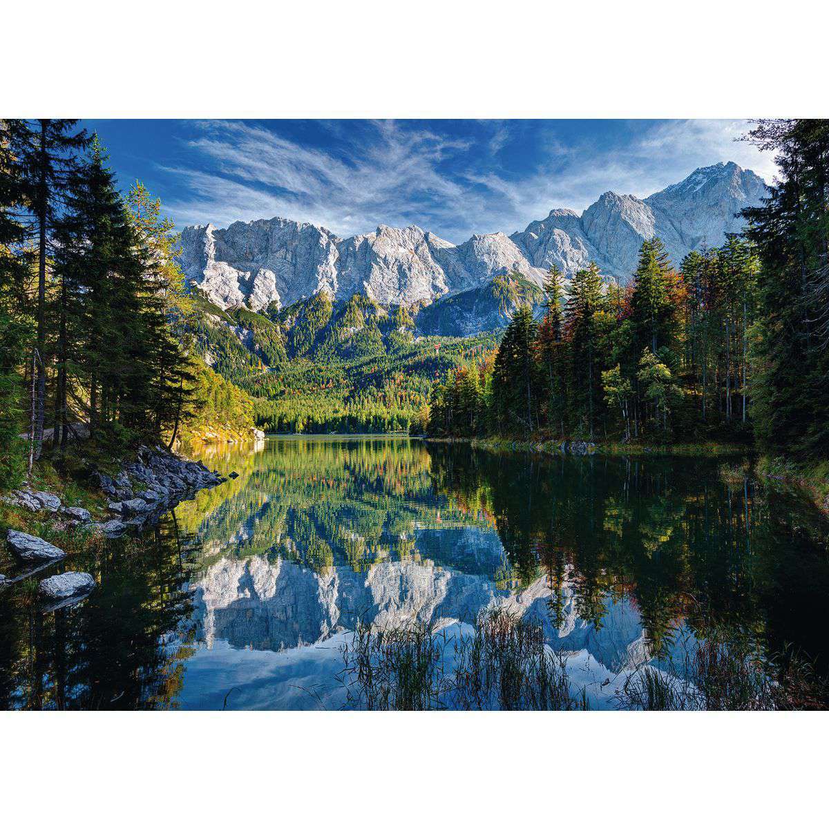 Ravensburger Spiel Eibsee mit Wettersteingebirge und Zugspitze