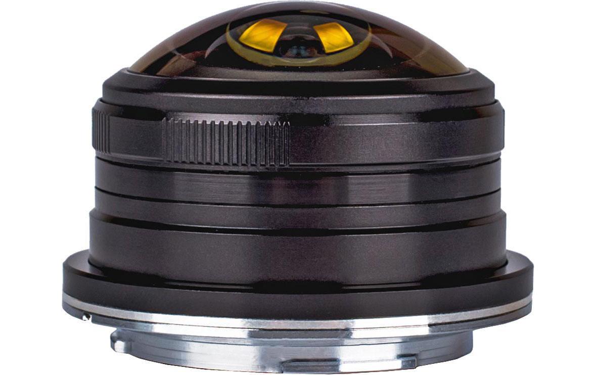 Festbrennweite 4 mm F/2.8 Fisheye – MFT<br>Fisheye-Objektiv mit einzigartigem 210°-Sichtwinkel