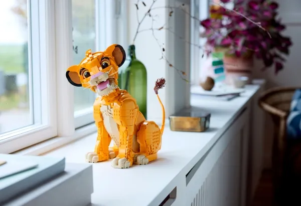 LEGO Disney Classic 43247 Ung Simba – Løvernes konge