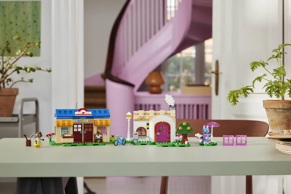LEGO®ANIMAL CROSSING 77050 - BOUTIQUE NOOK ET MAISON DE ROSIE