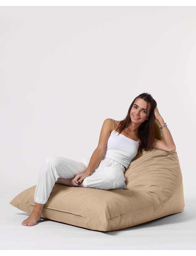 Large Pyramid Puff Bed Mink