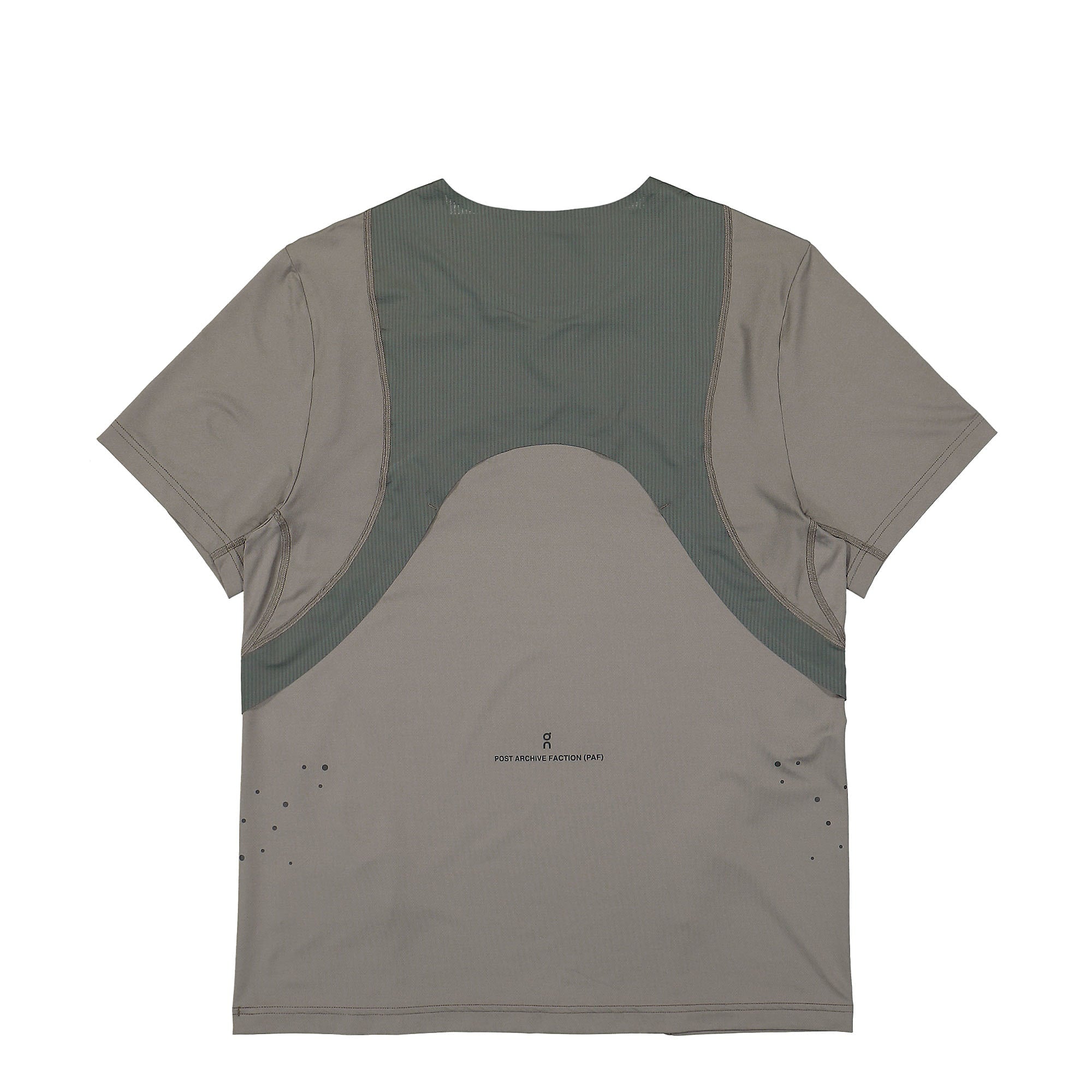 On<br>T-Shirt