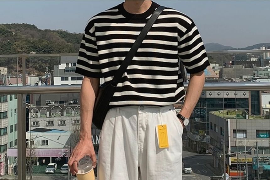 SeoulPop - Rechte broek met middelhoge taille en effen pijpen