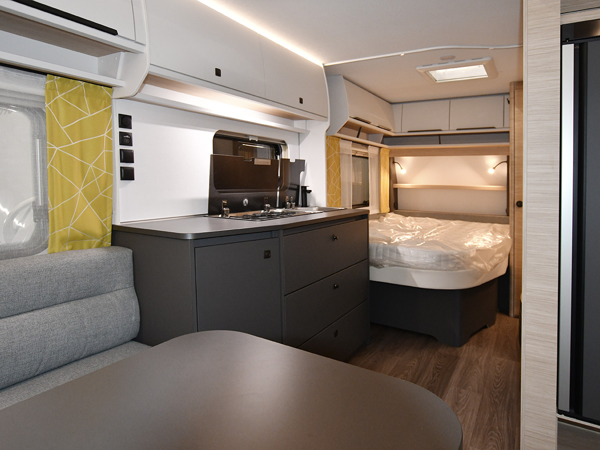Fendt Apero 495 SFB 2024 caravan