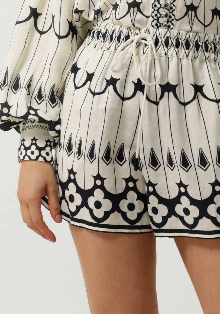 SCARLETT POPPIES beige scarlett poppies shorts pam