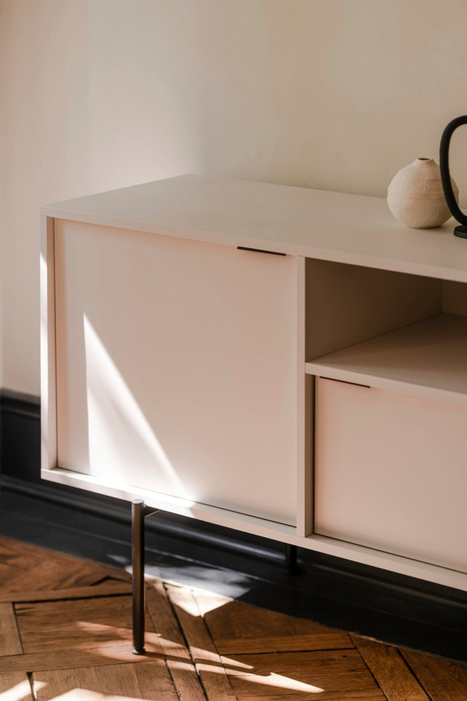 noo.ma BAU Dressoir - Almond Grey