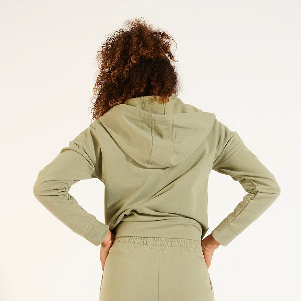 BANANA MOON<br>Moletom com zíper Robinson Modelo