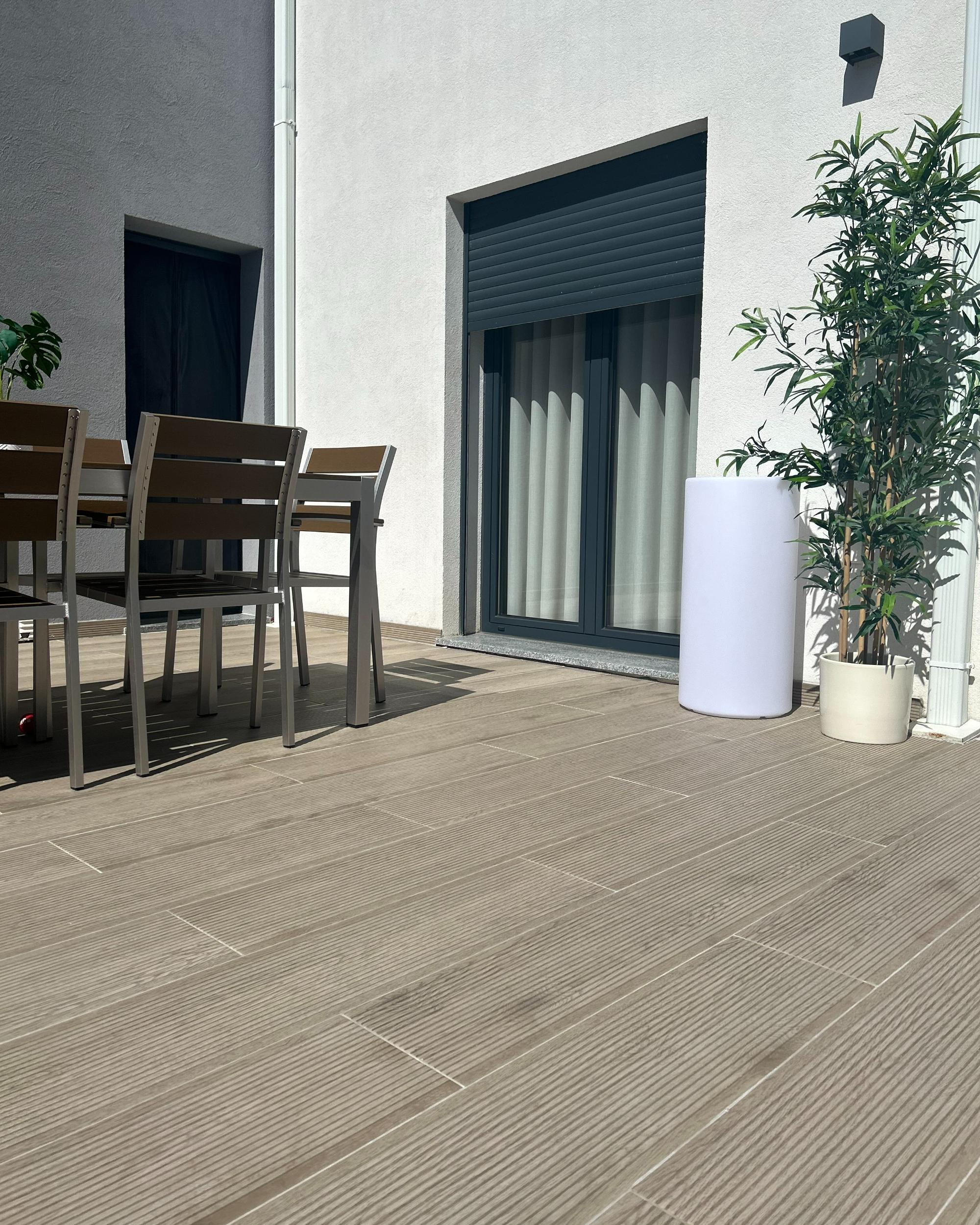 LED staande lamp voor buiten PIEDRA met afstandsbediening Wit