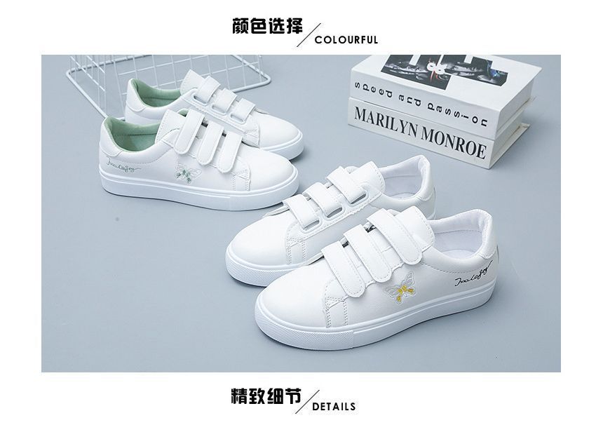 caneik - Sneakers met vlinderborduursel en zelfklevende band