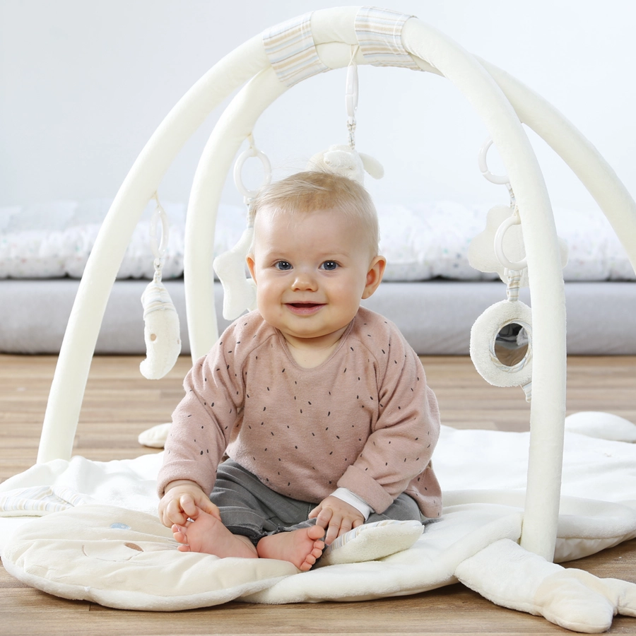 fehn® 3-D Activity-Decke mit Kissen BabyLove