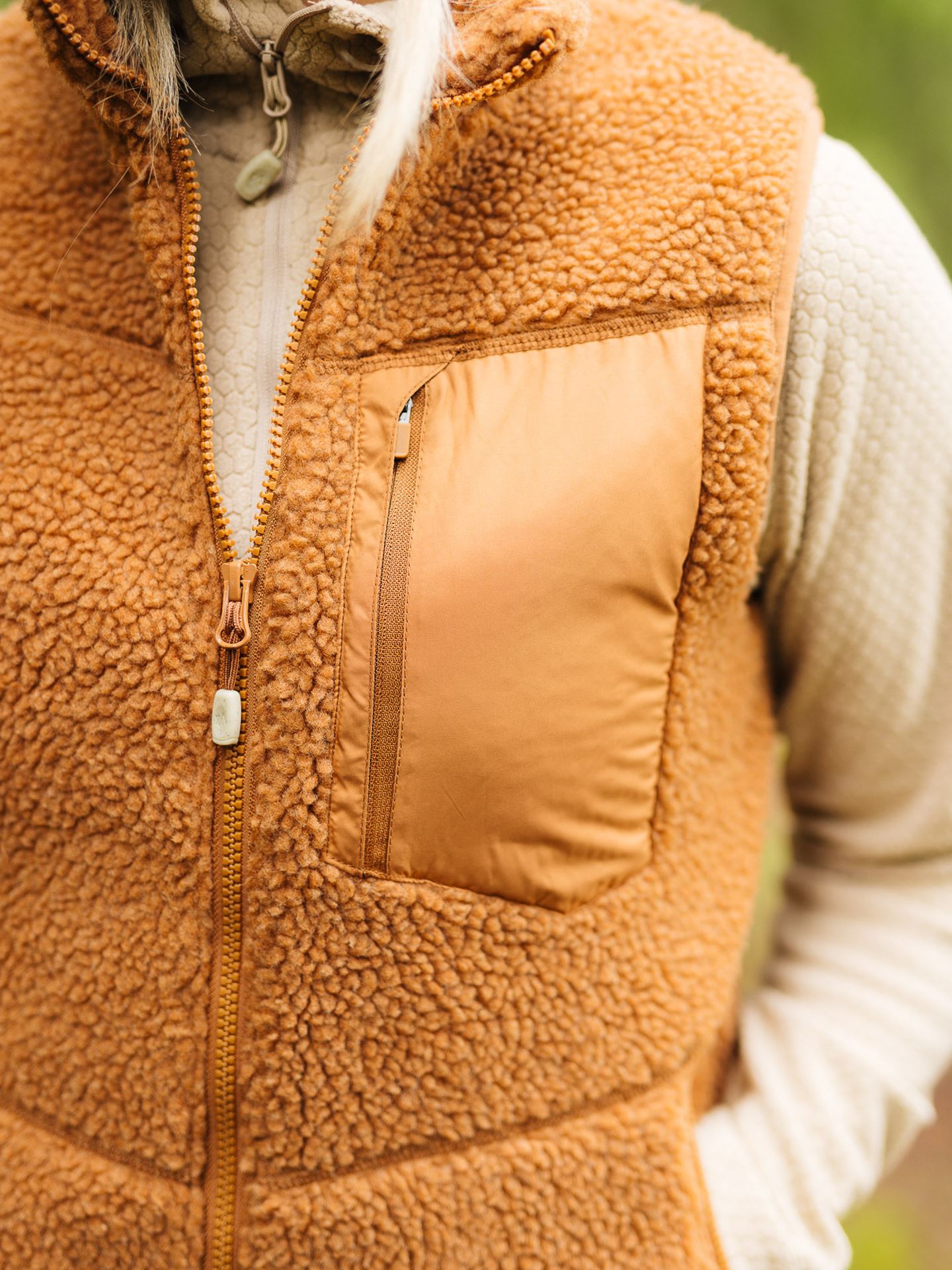 Finse Pile Vest