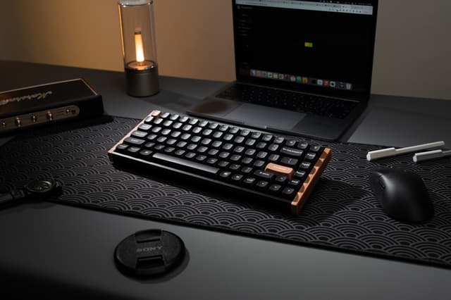 Keychron K2 HE SE Wood Black trådløst gamingtastatur