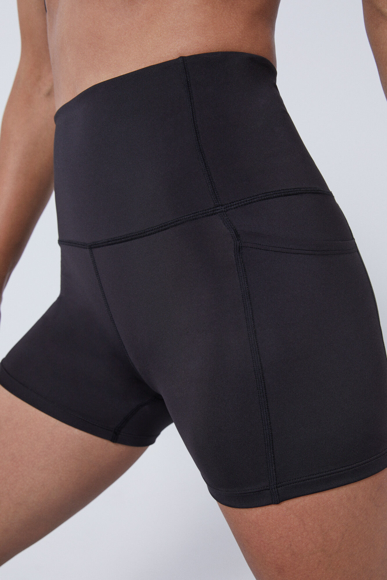 Calça legging curta preta com elasticidade 4D, estilo 