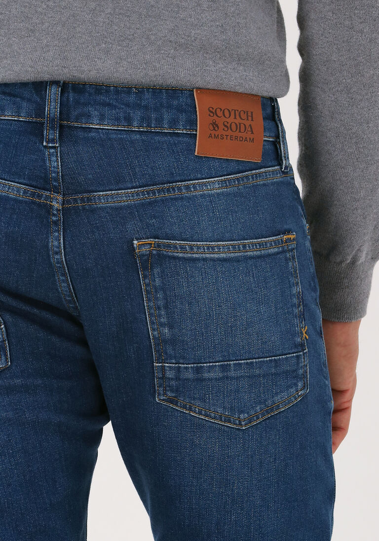 SCOTCH & SODA blauwe scotch & soda slim fit jeans essentials ralston in organic cotton - classic blue